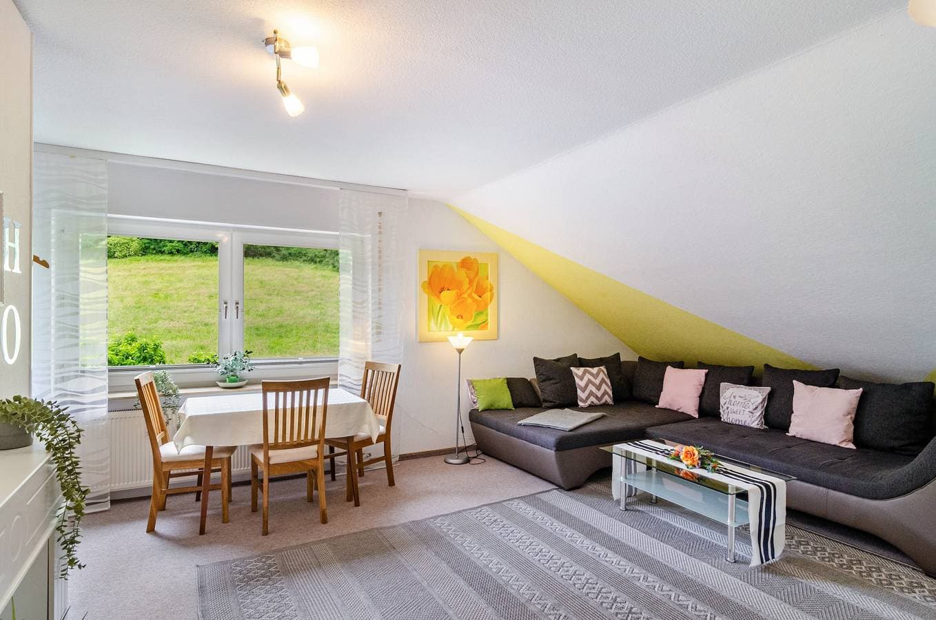 Foto 3 von 38: Ferienhaus 'Am Rehwinkel' mit Balkon und Wi-Fi