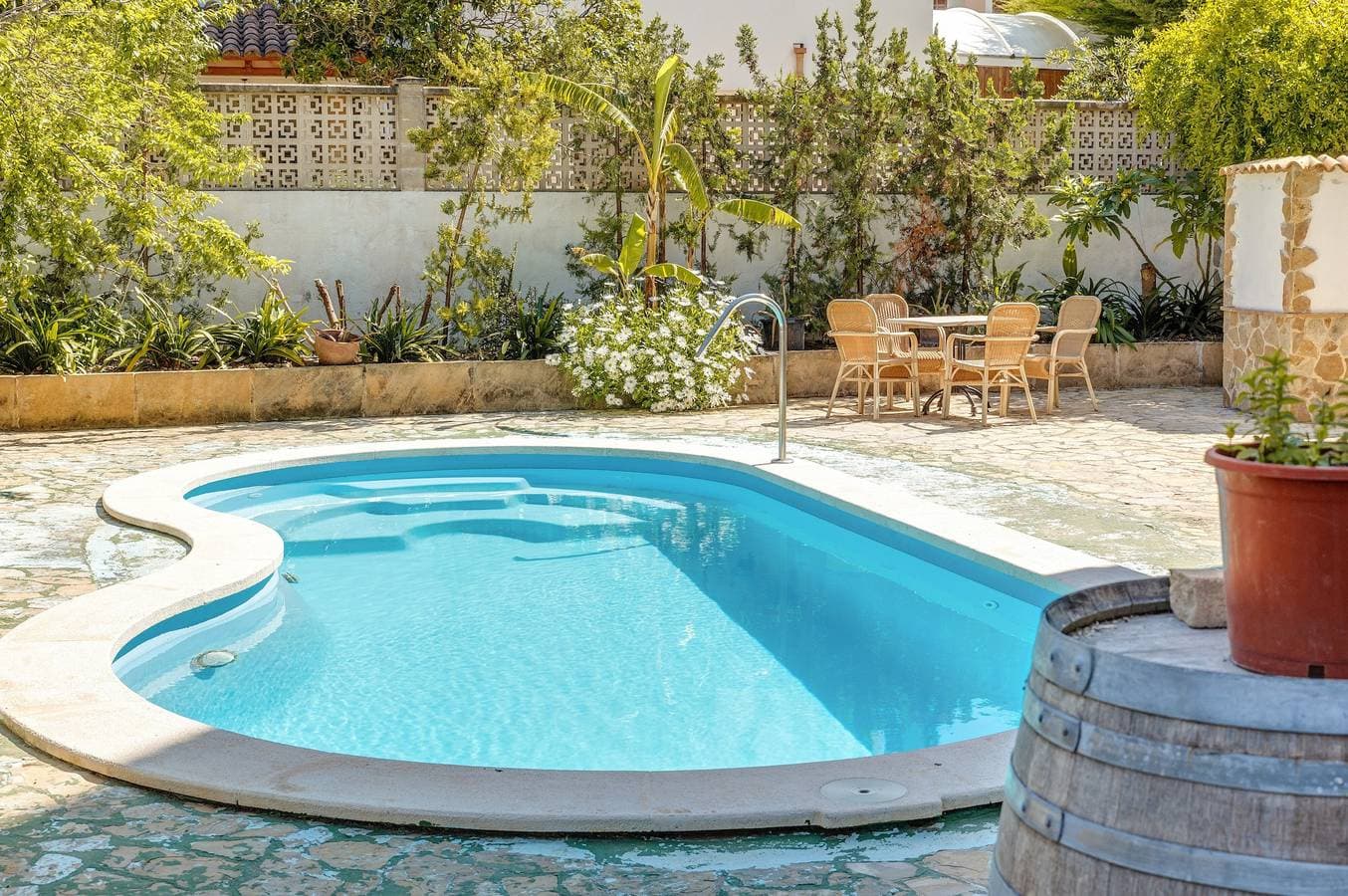 Foto 3 von 21: Charmante Ferienwohnung "La Cabanya 3D" mit Gemeinschaftspool, Terrasse & WLAN