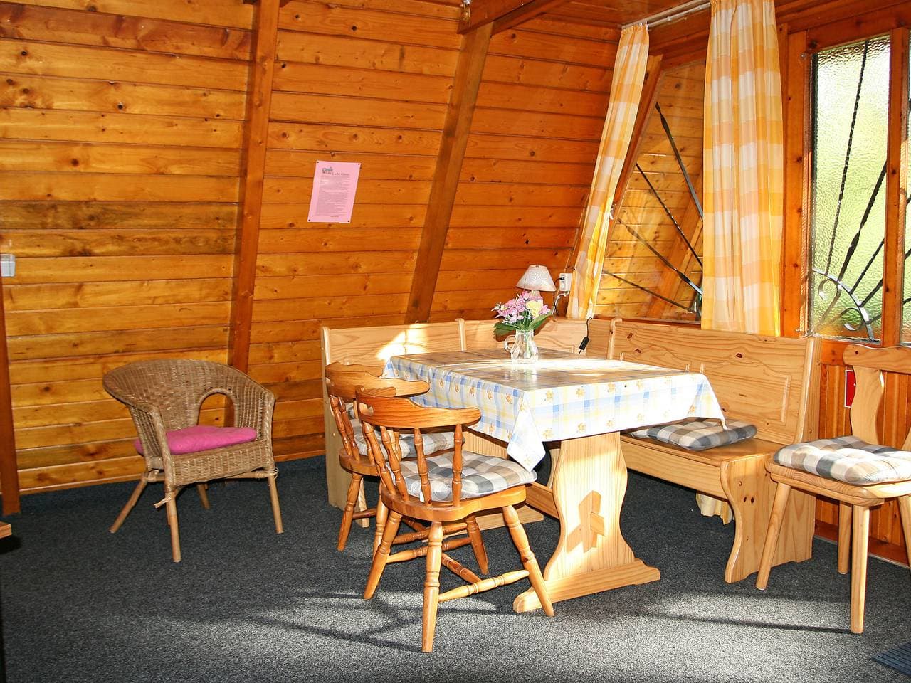 Foto 2 von 17: Nepumuk