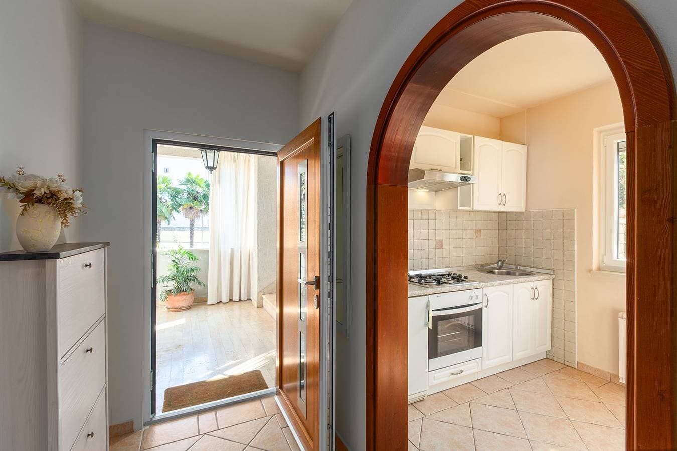 Foto 8 von 16: Komfortables Apartment wenige Minuten zur Altstadt von Porec und zum Strand mit Garten