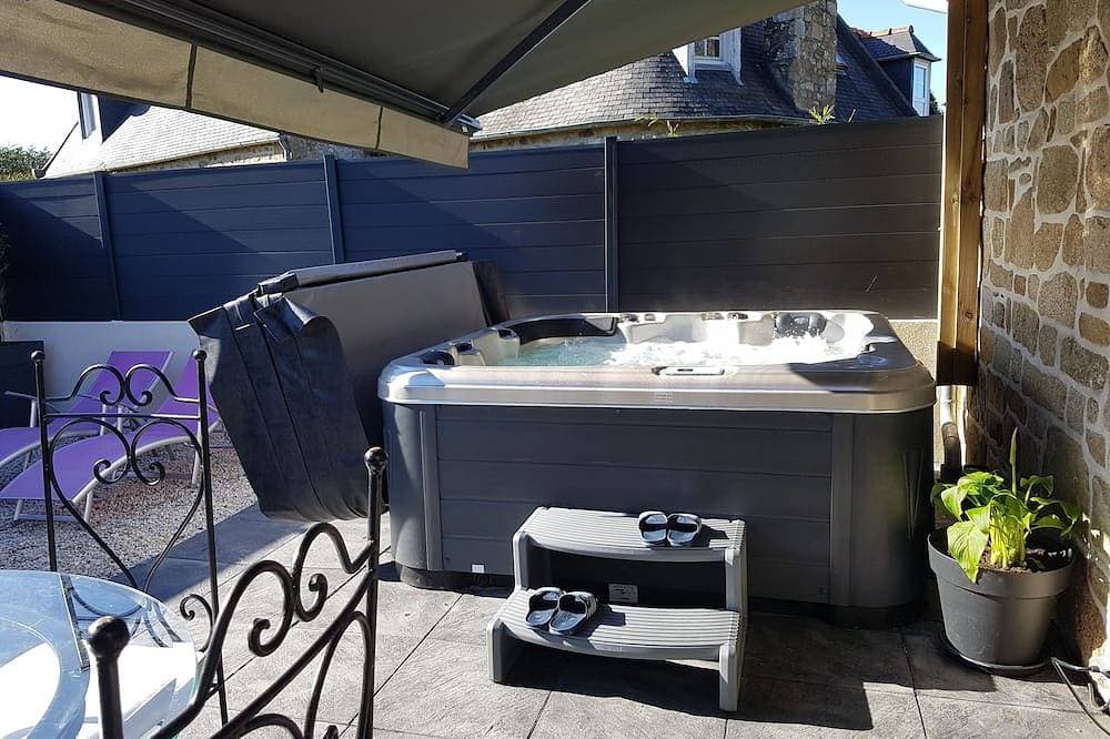 Cottage mit einem privaten Spa 5 Minuten von den weißen Sandstränden entfernt 1