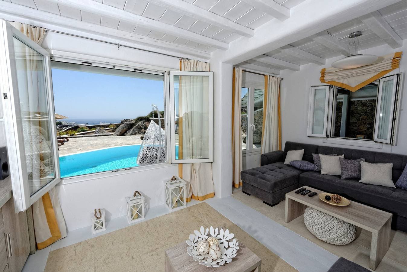 Foto 4 von 29: Villa "Harmony" mit Meerblick, Privatem Pool und WLAN