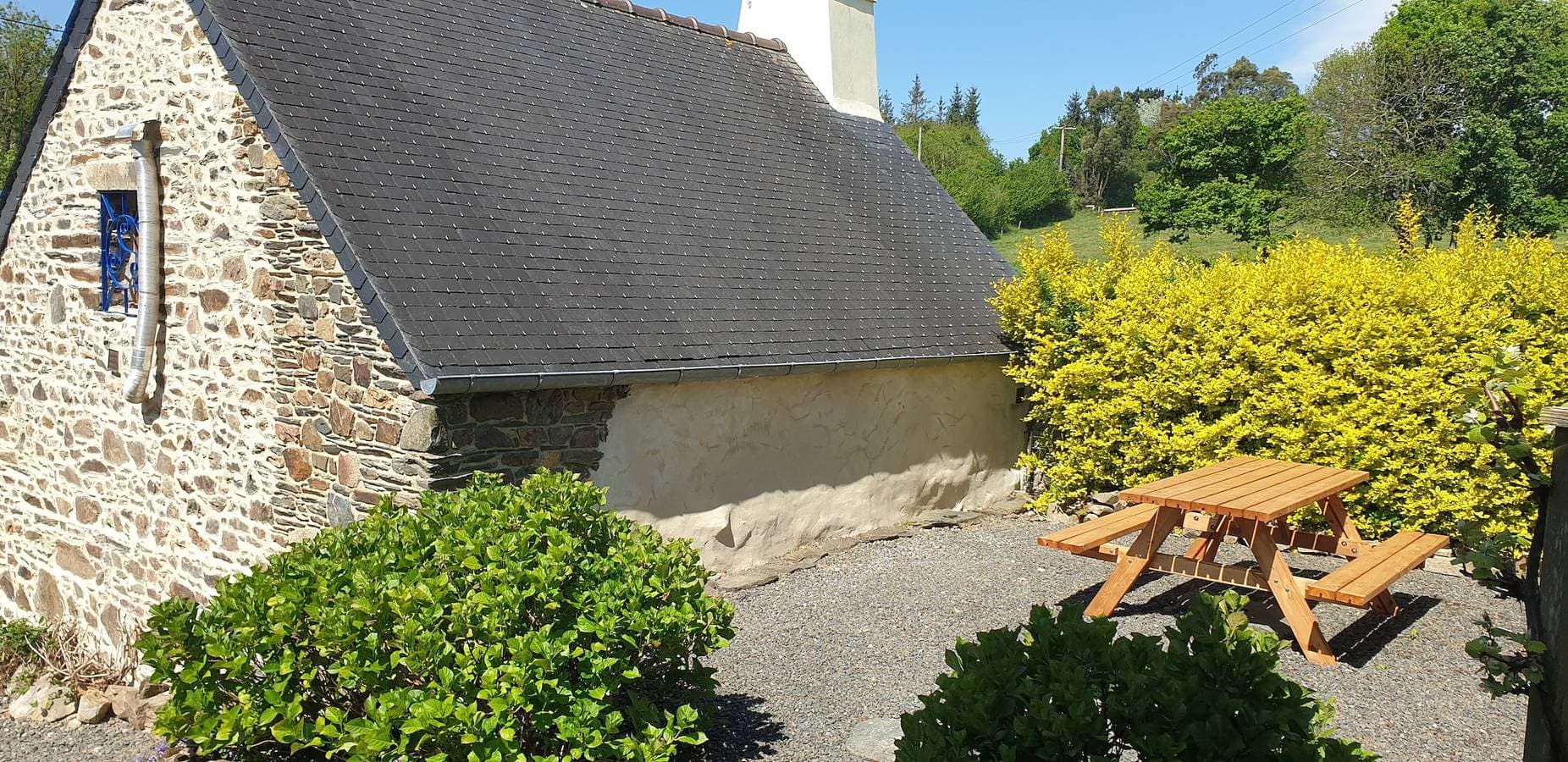 Foto 8 von 19: Gîte Chèvrefeuille - Pen Ar Voas: Private Terrasse, Gemeinschaftsgarten und WLAN