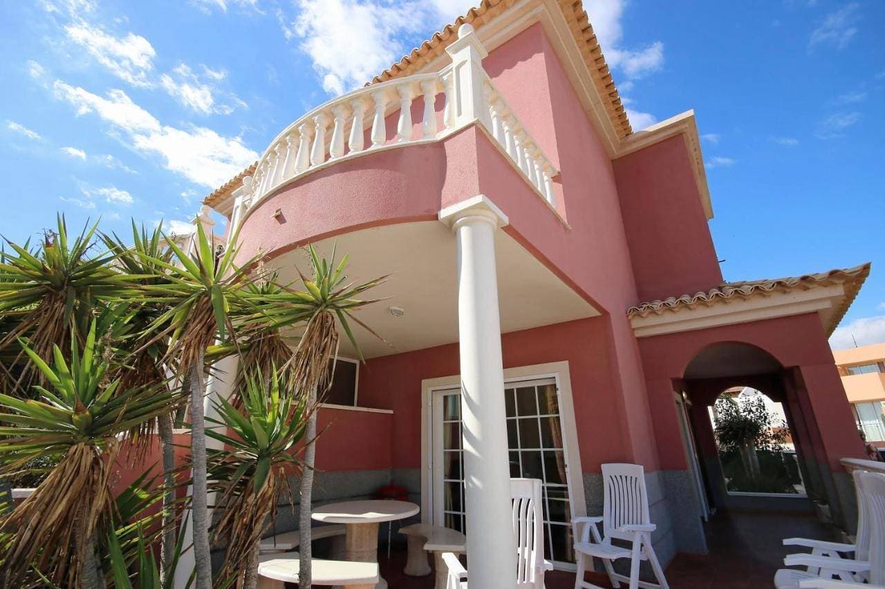 Foto 4 von 21: Two-Bedroom Villa