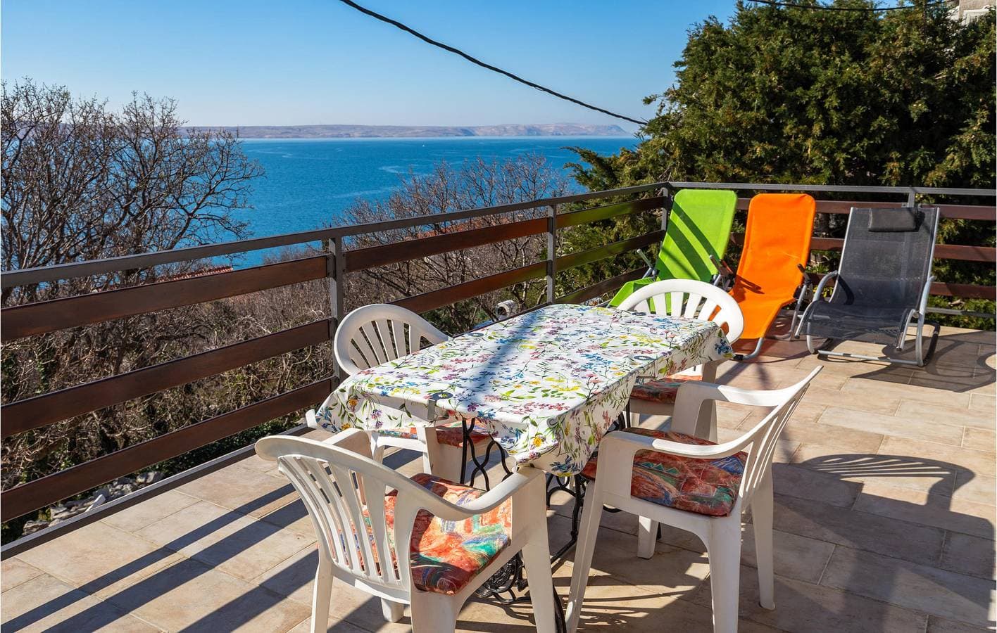 Foto 10 von 24: Charmantes Apartment mit Meerblick, Terrasse, WLAN und Parkplatz – 200 m vom Strand entfernt