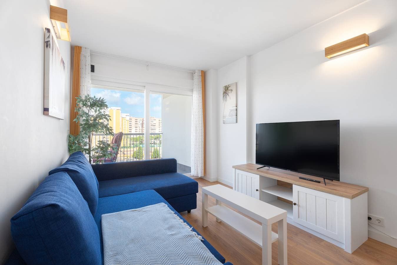 Foto 4 von 30: Apartment 'Lopimar Playa Canet' mit privater Terrasse, WLAN und Klimaanlage