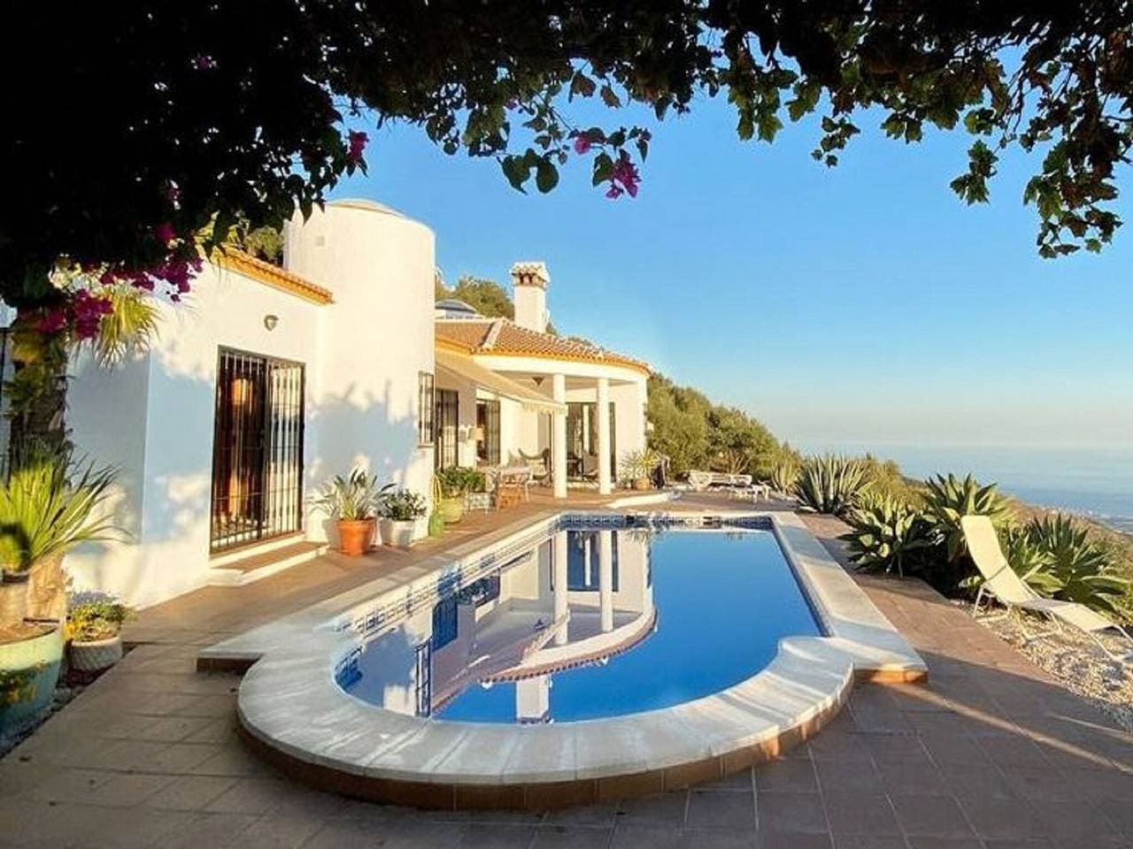 Villa 1
