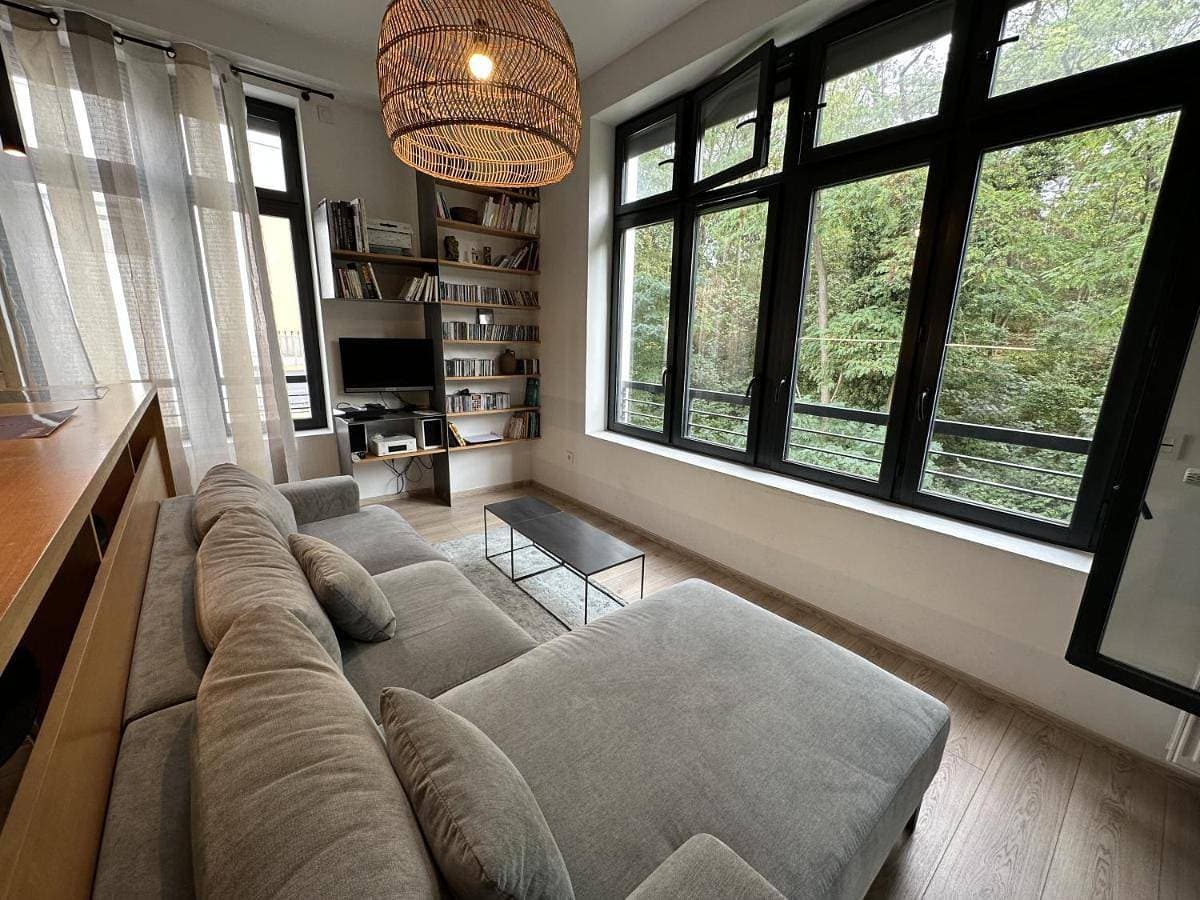 appartement au calme avec vue sur parc, proche de Paris 1