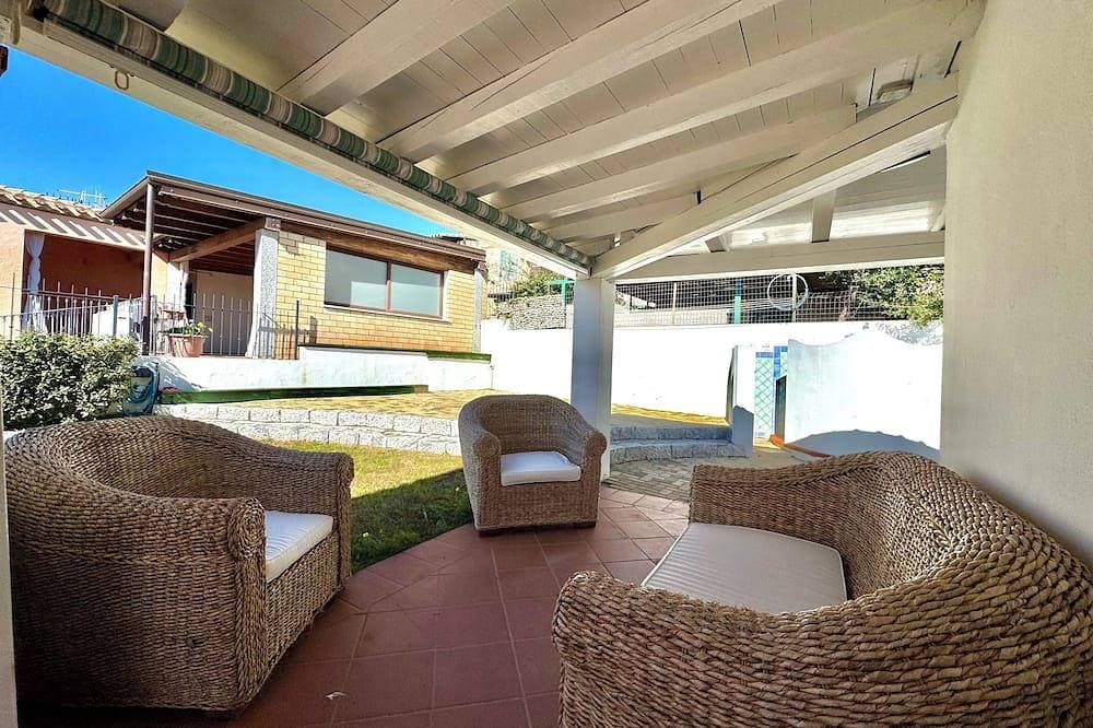 \"Paradise Sea Breeze Villa\" 1