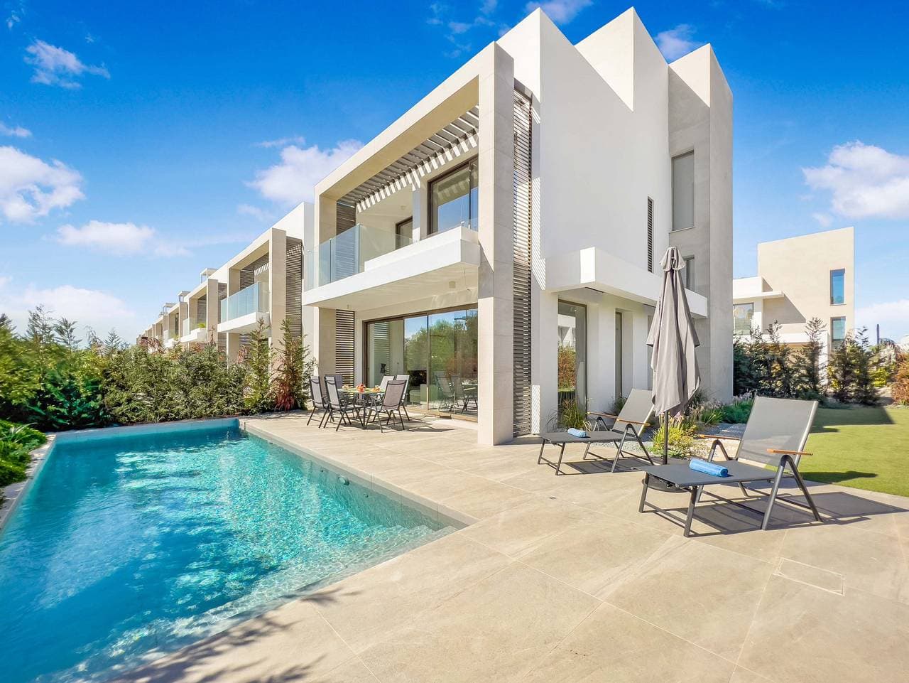 Azure Seaview - Garnet Villa 1