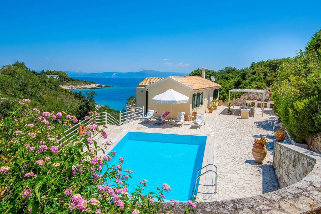 Beach House Sophia 1