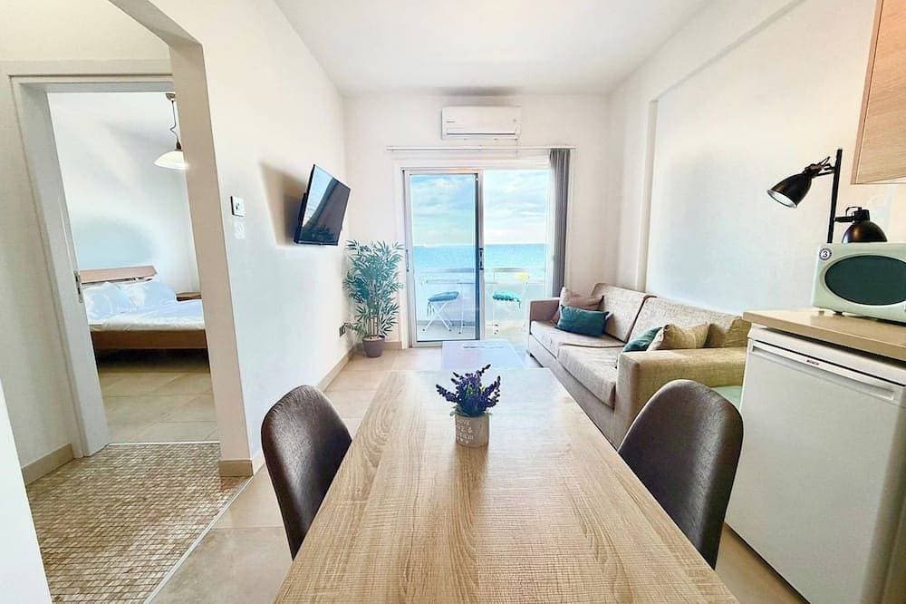Golden Nest by the Sea 1