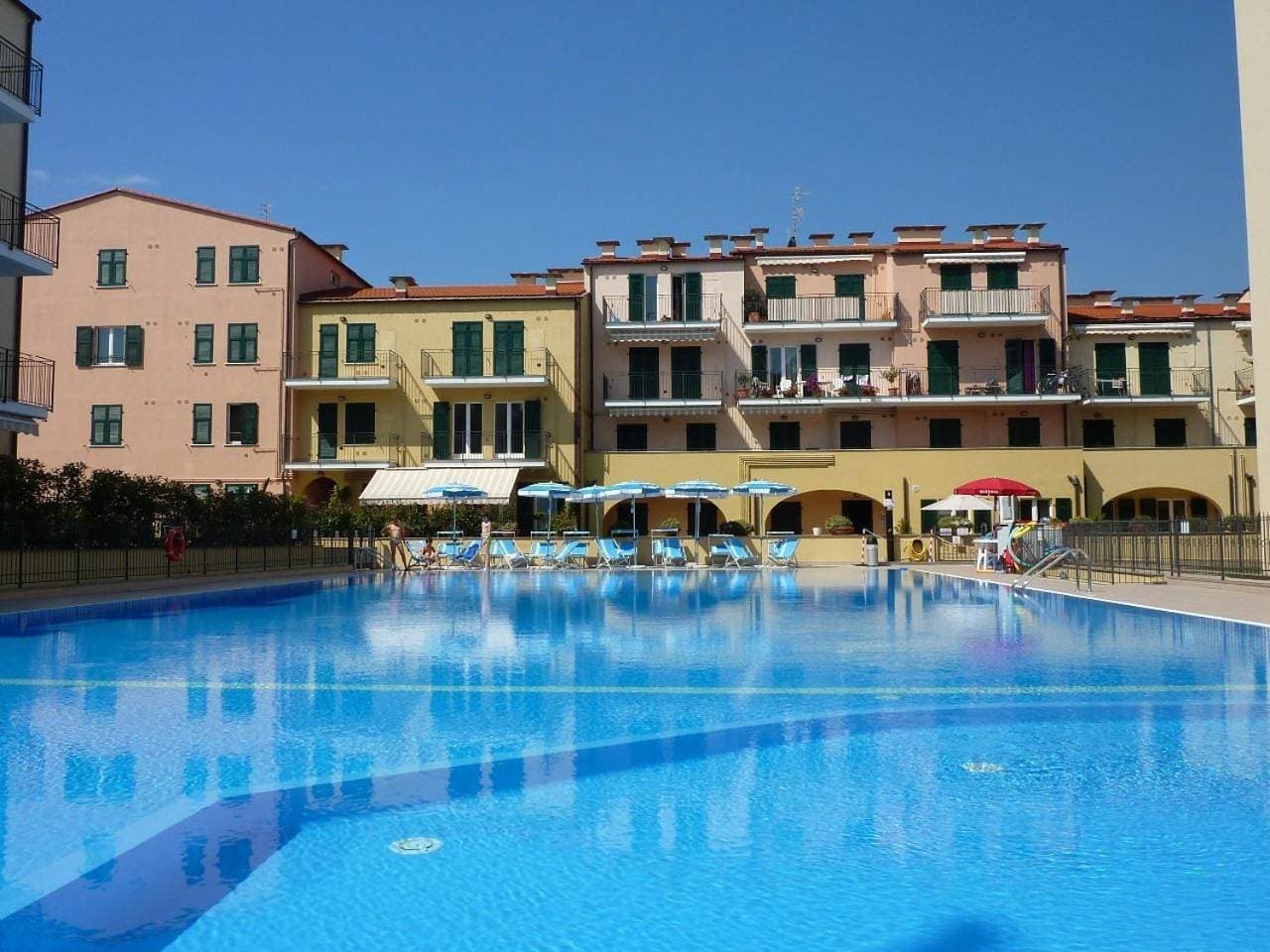 Appartamento Vista mare con Piscina Cala di Sole 1