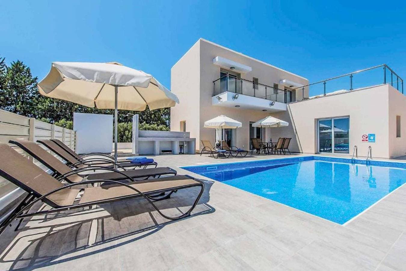 Villa 1