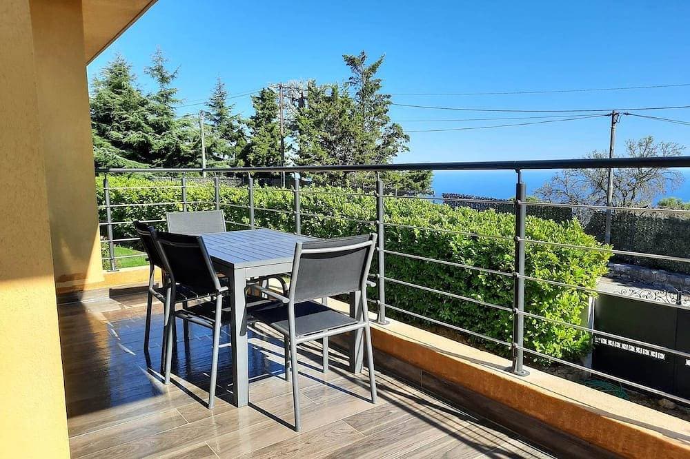10 Minuten von Nizza und Monaco Entfernt, 2-zimmer-wohnung in Einem Schönen Haus mit Meerblick 1